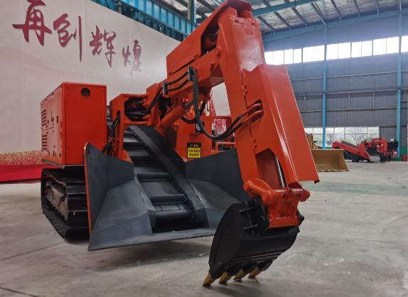 輪式刮板扒渣機 輪式刮板扒渣機